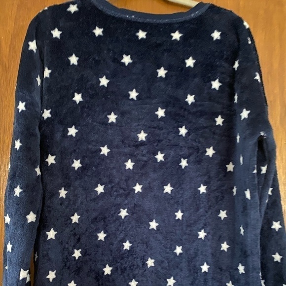 JENNI Intimates Fuzzy Sweatshirt - Picture 7 of 7